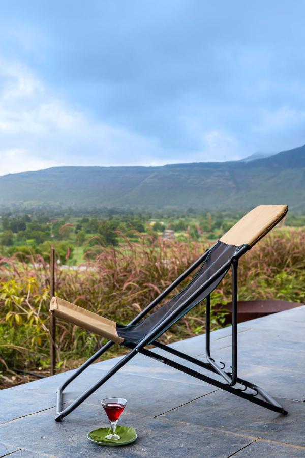 Saffronstays Zen, Igatpuri - Lake-View Villa With Indoor And Outdoor Games Exteriér fotografie