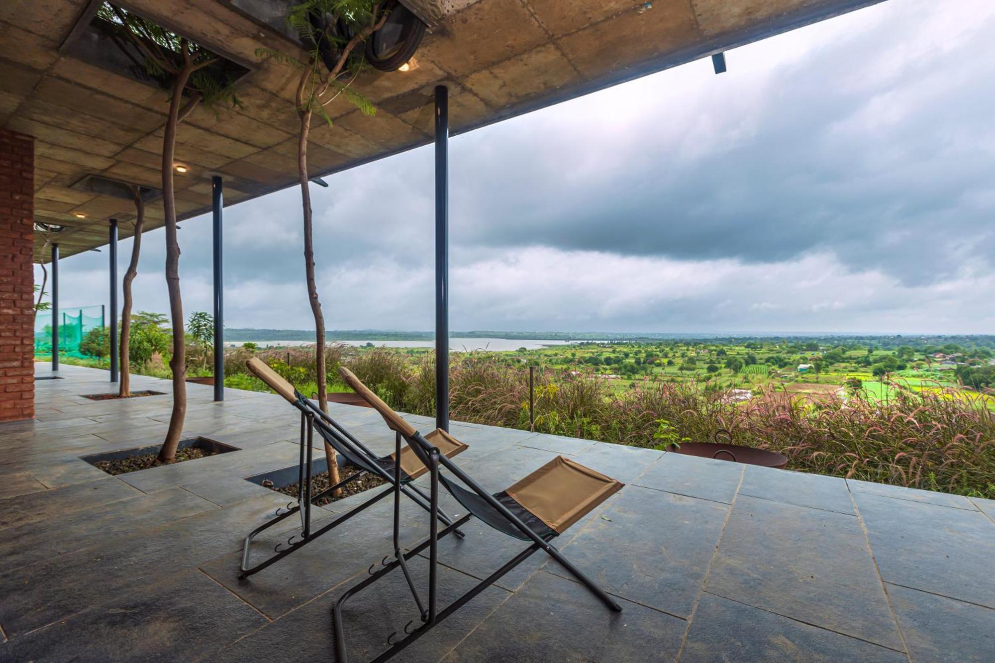 Saffronstays Zen, Igatpuri - Lake-View Villa With Indoor And Outdoor Games Exteriér fotografie